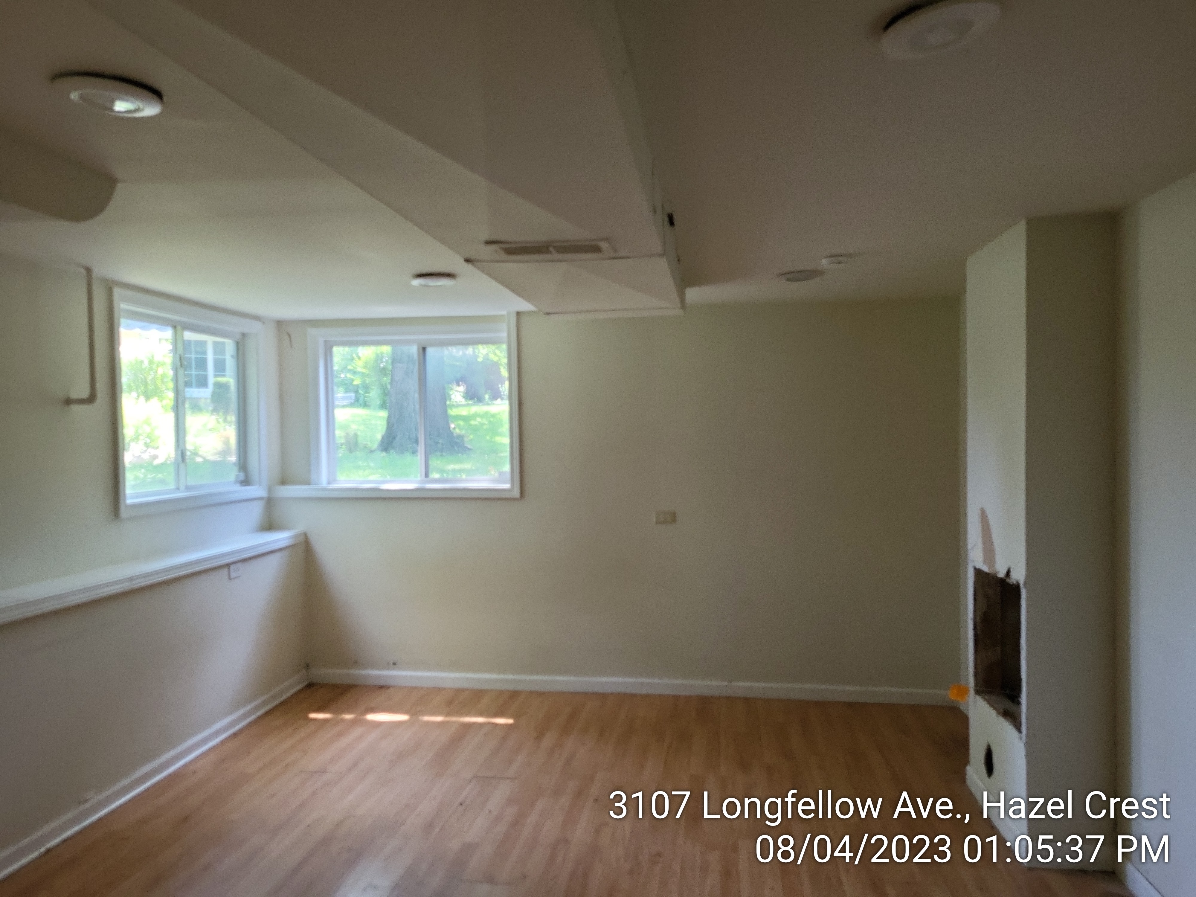 3107 Longfellow Ave photo