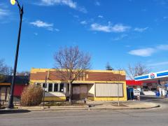 8212 S KEDZIE AVE