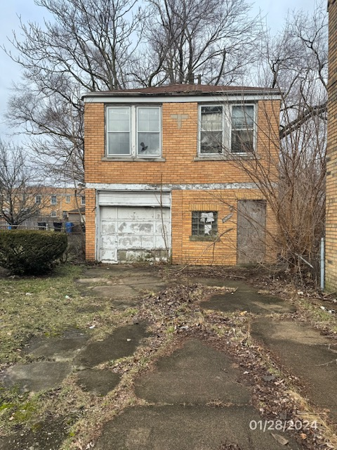 1146 W 112TH ST