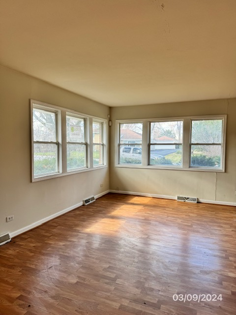 3107 Longfellow Ave photo