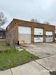 5019 W ROOSEVELT RD