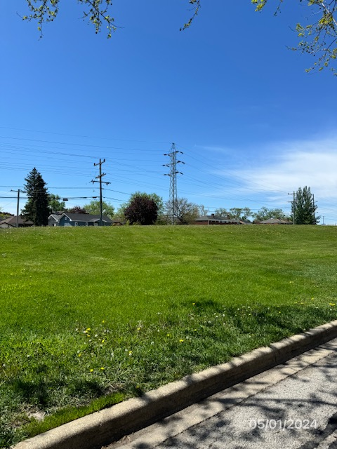 1520 N Maywood Dr photo