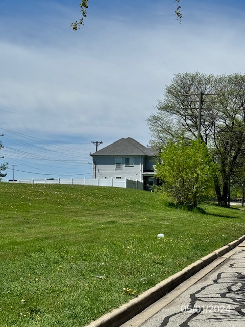 1520 N Maywood Dr photo