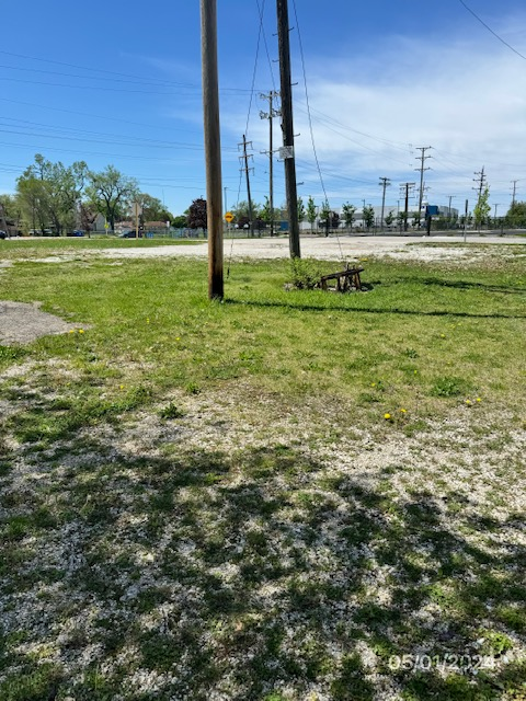 1520 N Maywood Dr photo
