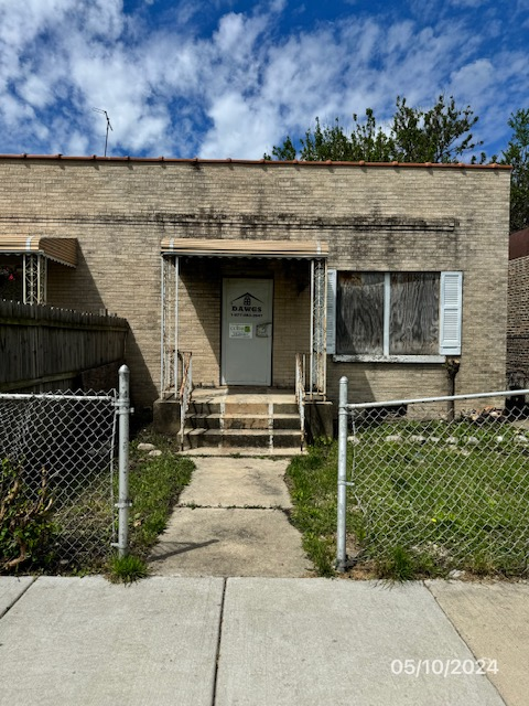 320 N LAMON AVE