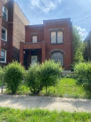 7417 S EGGLESTON AVE