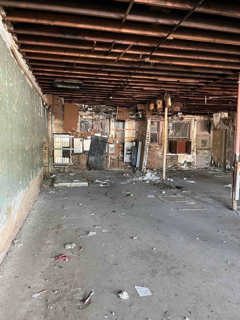 319 E 69th St photo