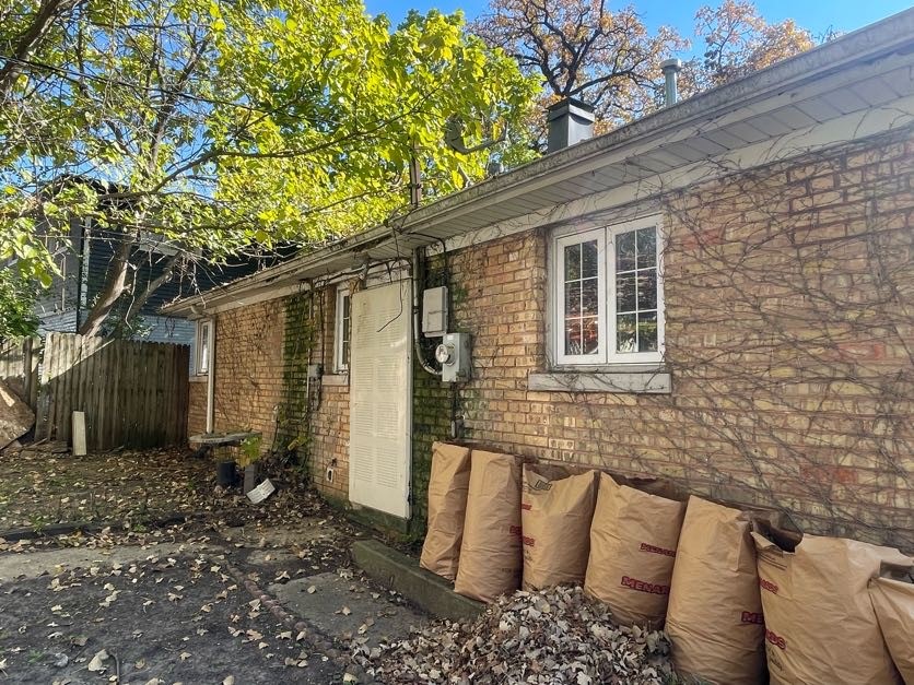 338 Oswego St photo