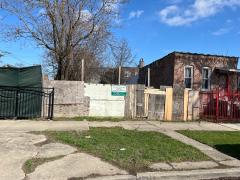 739 N AVERS AVE, Chicago, IL