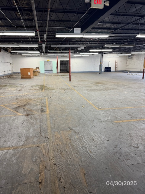 1000 St Charles Rd photo