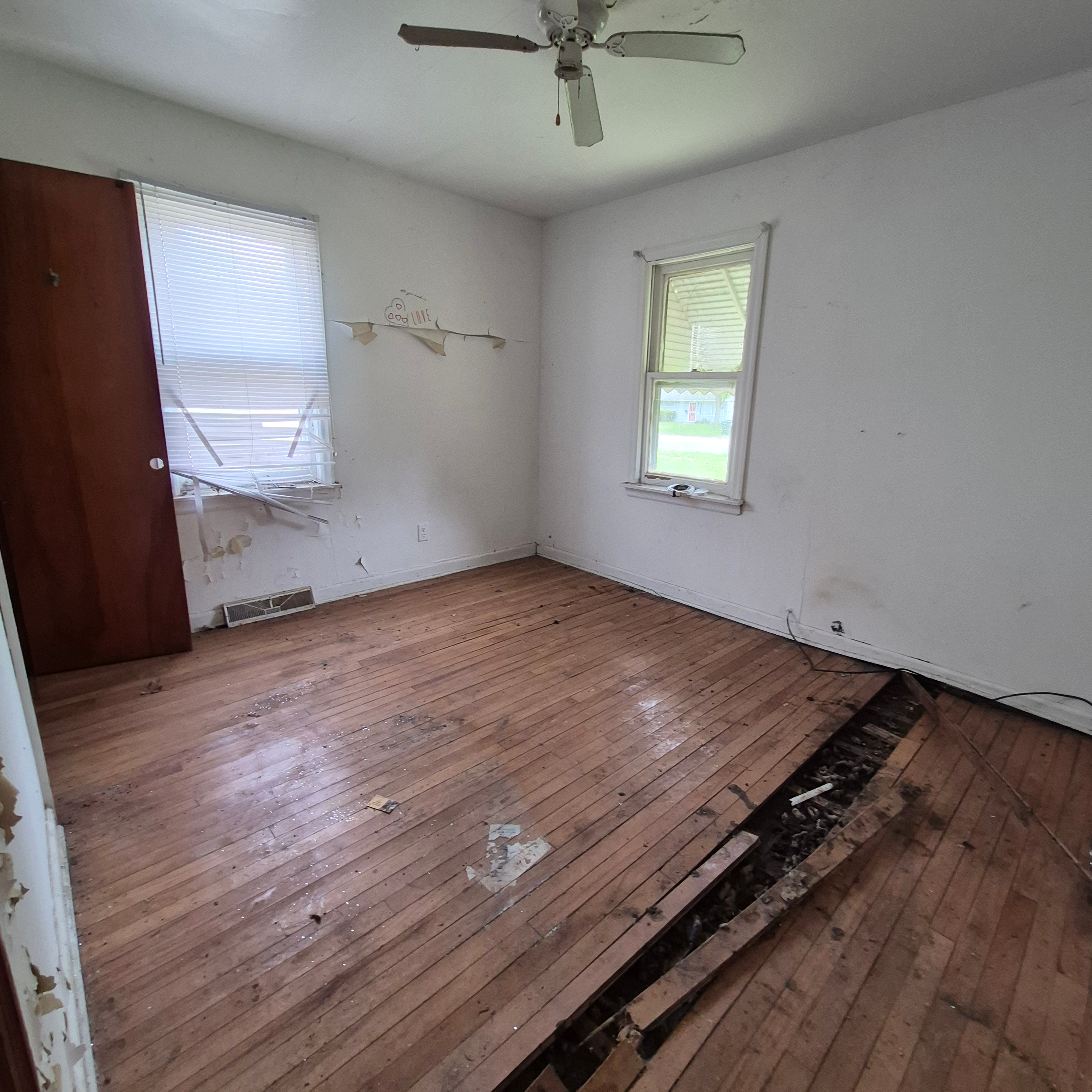 14768 Lincoln Ave photo