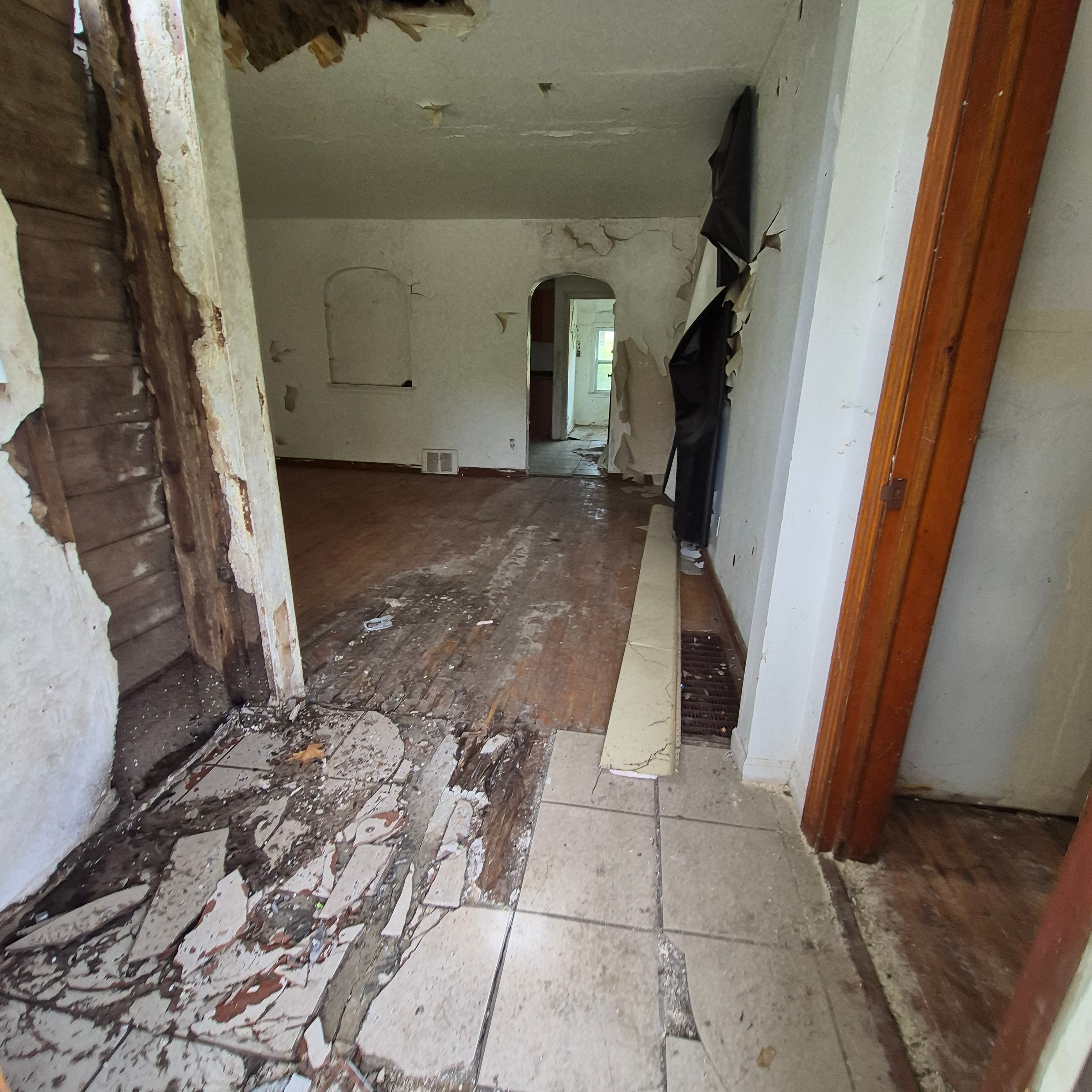 14768 Lincoln Ave photo