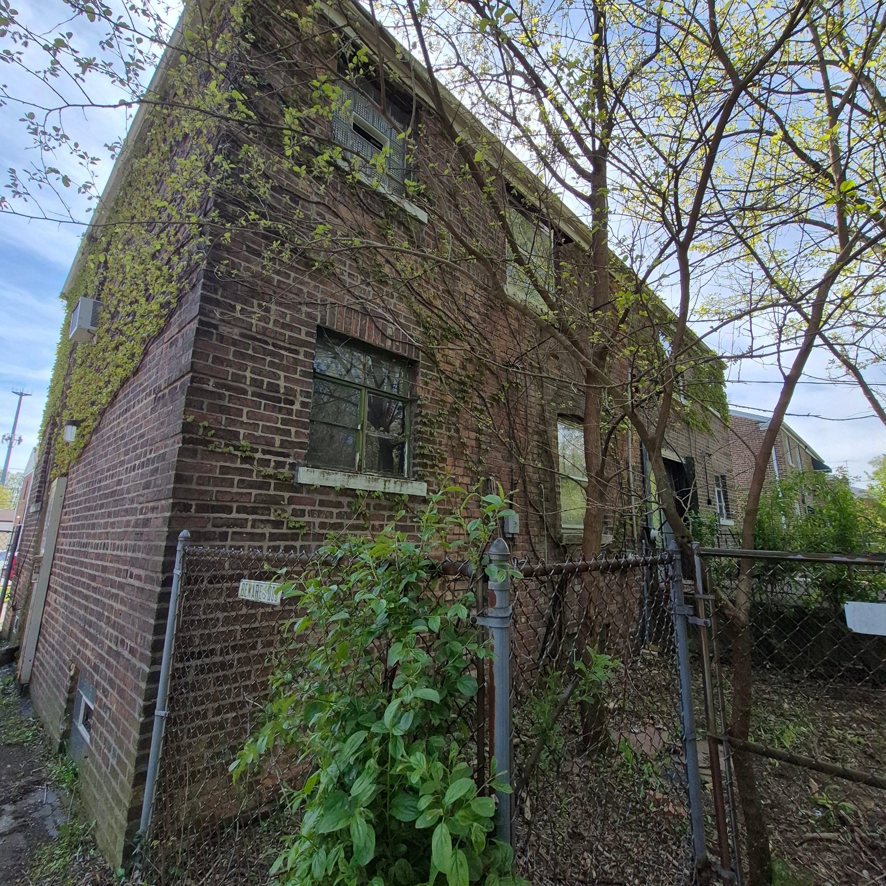 9748 S Hoxie Ave photo