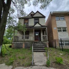 6620 S STEWART AVE