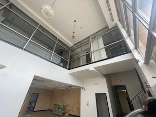1000 St Charles Rd photo