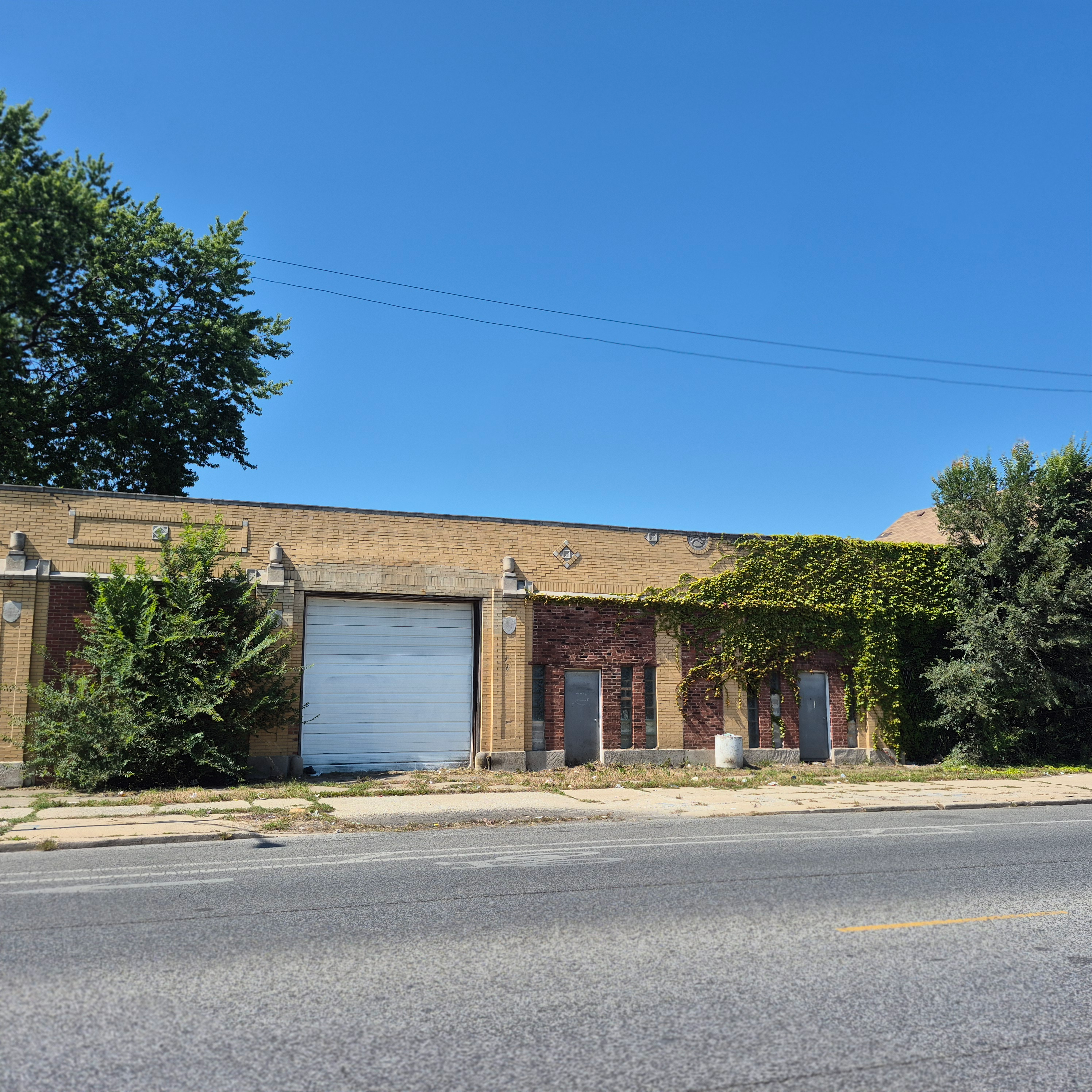 8310 S HALSTED ST