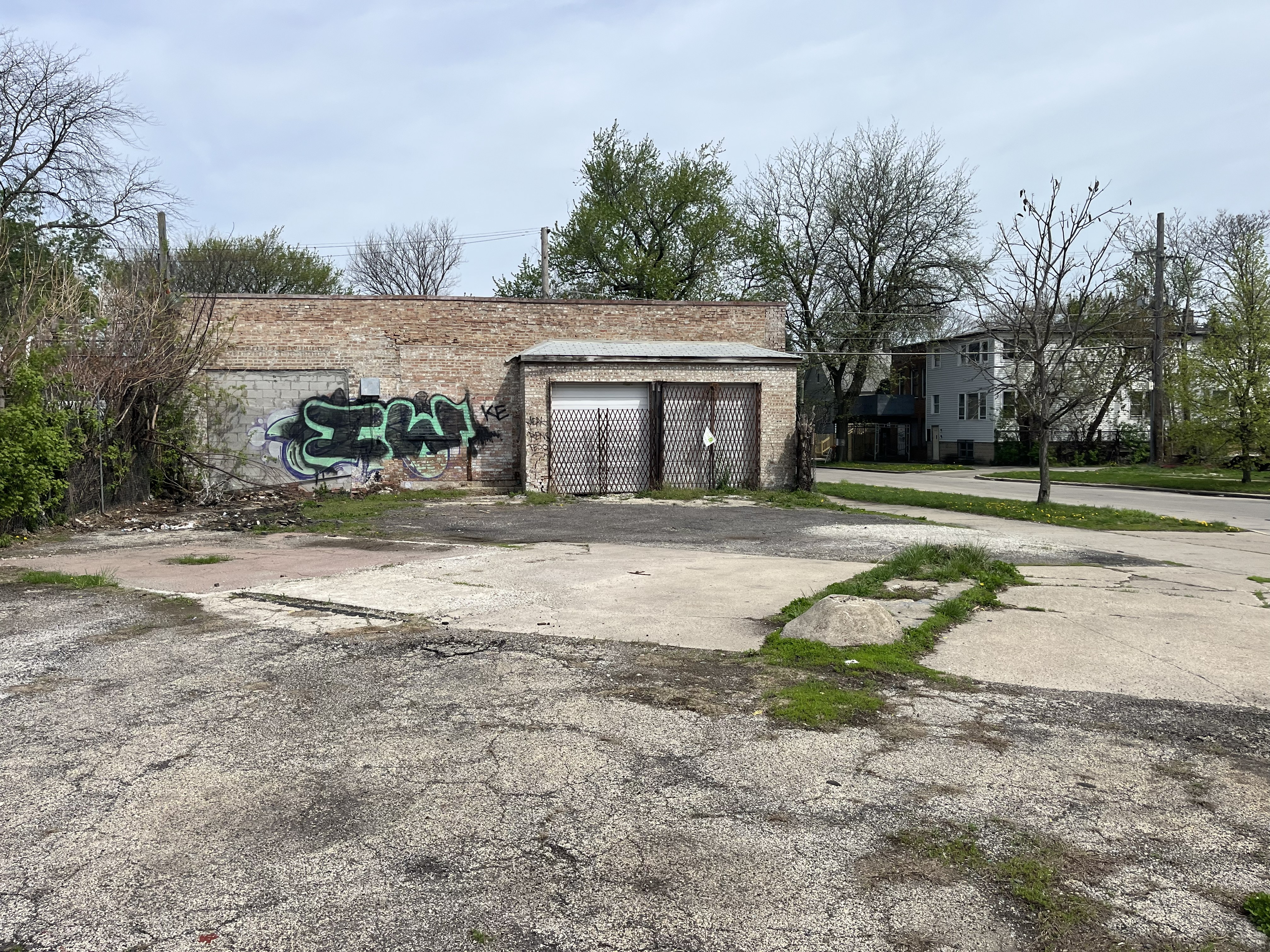 1802 W 69th St photo