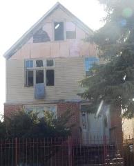 1305 W 72ND PL