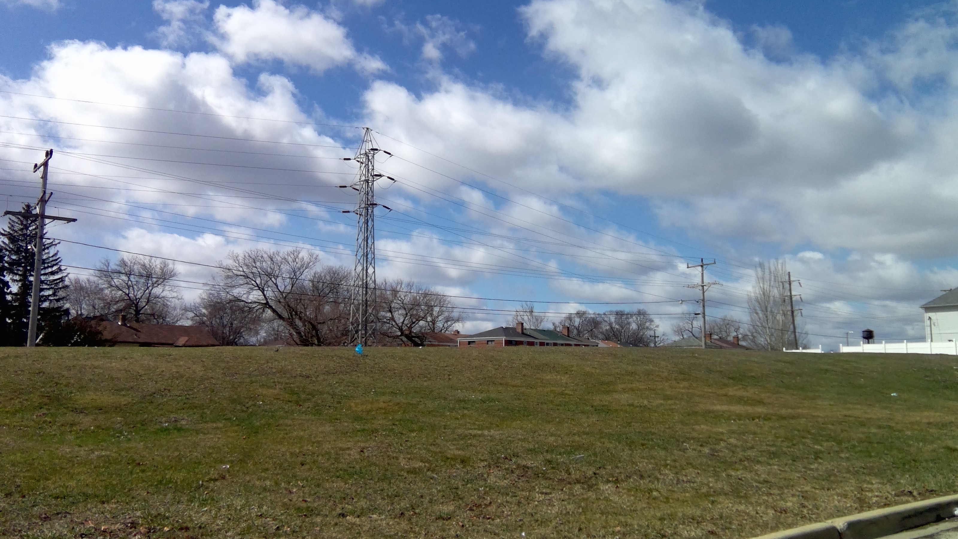 1520 N Maywood Dr photo
