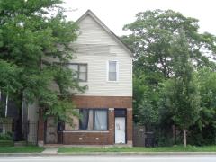 8049 S VINCENNES AVE