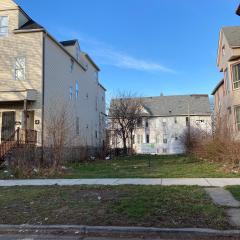5428 W FULTON ST, Chicago, IL